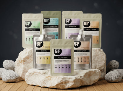 5 Day Fast pakket supplementen op een stenen display